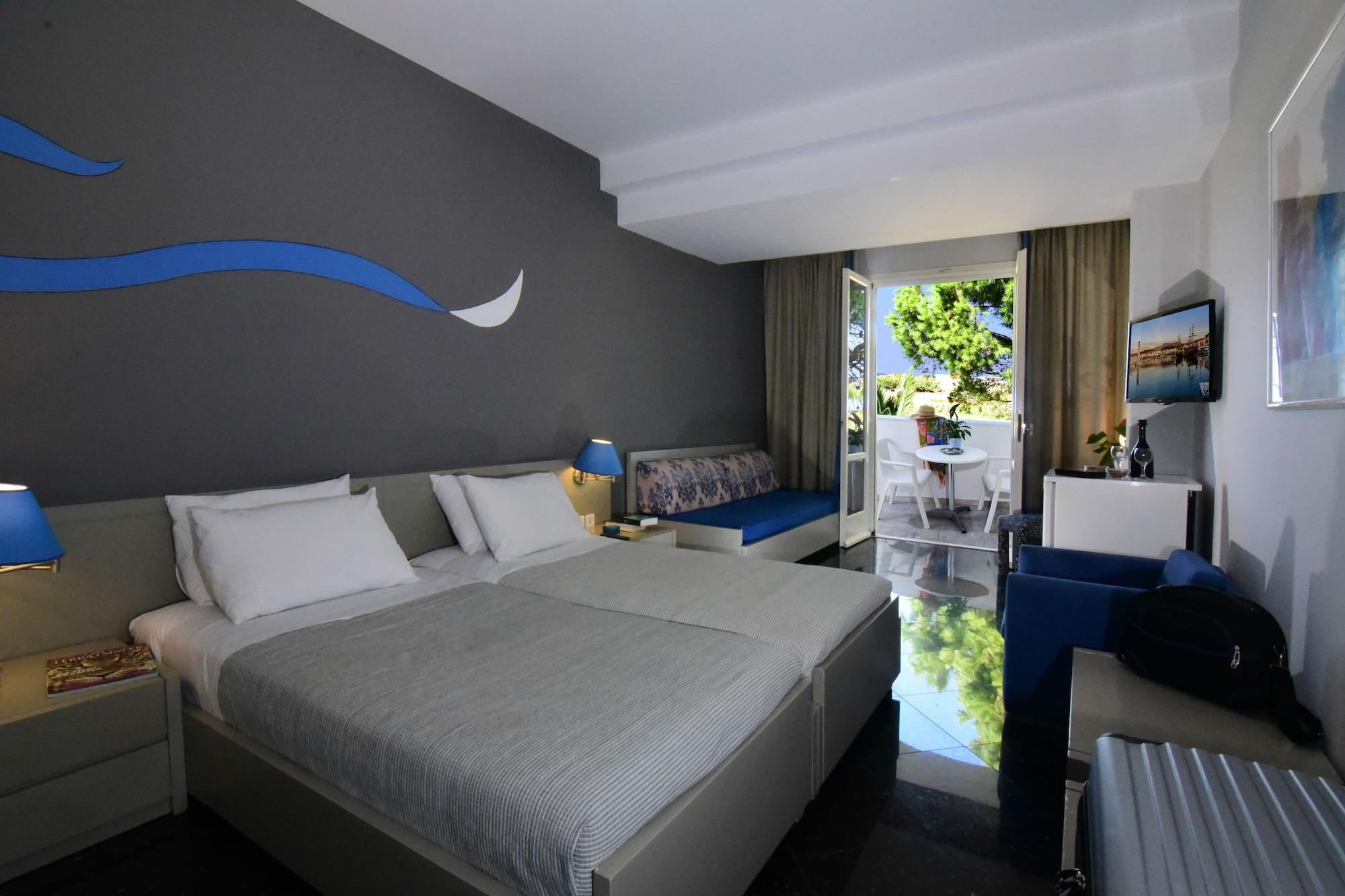 Mantenia Hotel Platanes  Eksteriør bilde